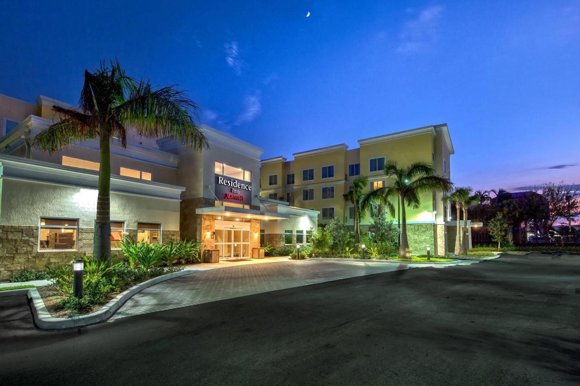 Residence Inn Fort Lauderdale Pompano Beach Central Екстер'єр фото