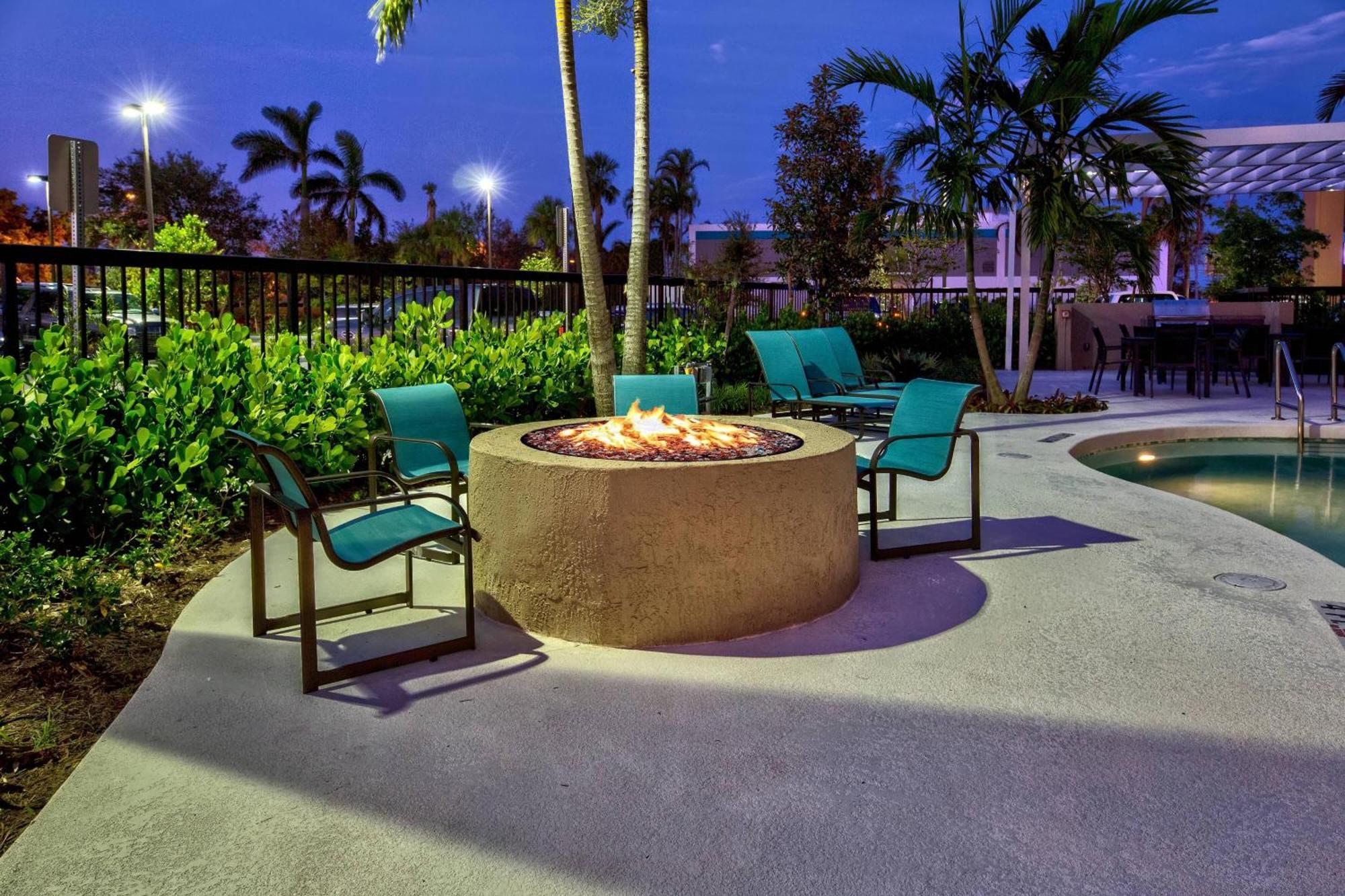 Residence Inn Fort Lauderdale Pompano Beach Central Екстер'єр фото