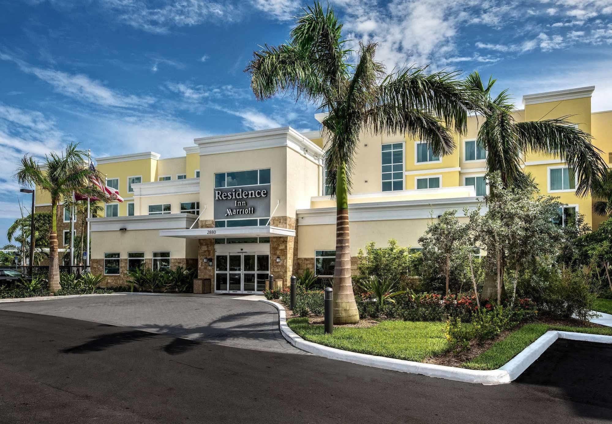 Residence Inn Fort Lauderdale Pompano Beach Central Екстер'єр фото